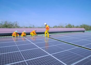 Investigadores crean células fotovoltaicas 1000 veces más finas