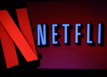 Las acciones de Netflix caen mientras Goldman advierte sobre los temores de una 'recesión del consumidor'