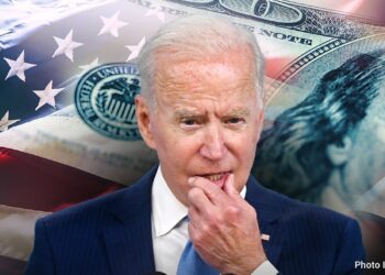 Laffer critica al administrador de Biden por la inflación: esta es una 'economía catastrófica'