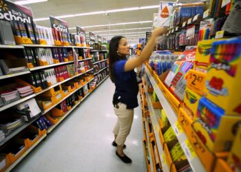 A pesar de la alta inflación, se espera que el gasto para el regreso a clases alcance los $37 mil millones