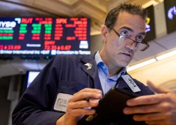 La contracción del PIB se profundiza, dando nuevos indicios de recesión en medio del aumento de la inflación