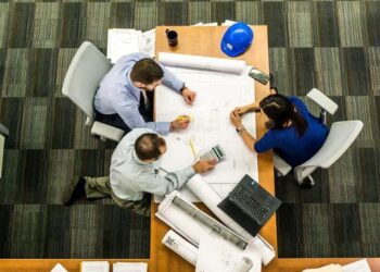 Arquitectos reunidos