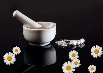 ¿Cómo ayudan los productos naturistas a los tratamientos médicos tradicionales?