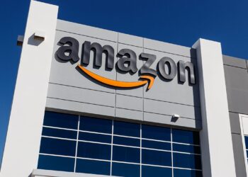 Amazon aumenta las tasas de cumplimiento para vendedores externos para la temporada navideña