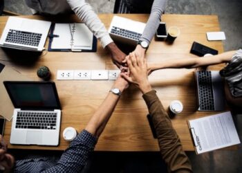 Top 10 softwares que toda startup debe implementar en 2023