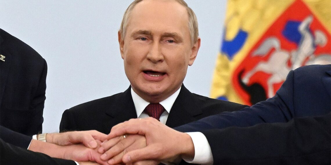 Los precios del petróleo suben después de que Rusia anuncia que reducirá la producción