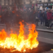 Manifestantes toman las calles en Francia por el plan de pensiones de Macron