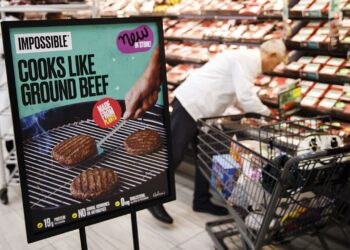 El CEO de Impossible Foods mastica el artículo de Bloomberg que argumenta que la carne falsa es solo una 'moda'
