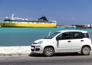 Cómo disfrutar al máximo en Fuengirola alquilando un coche