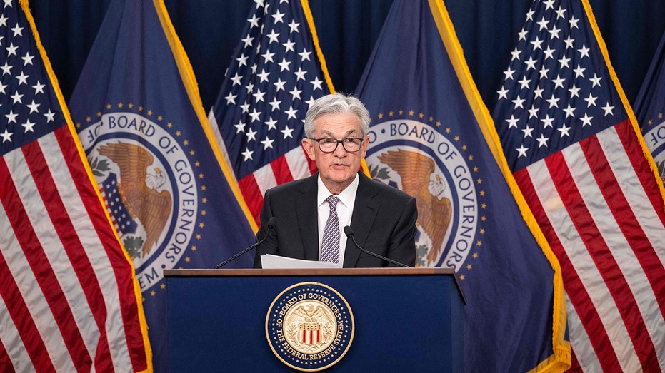 El presidente de la Junta de la Reserva Federal, Jerome Powell, habla durante una conferencia de prensa.