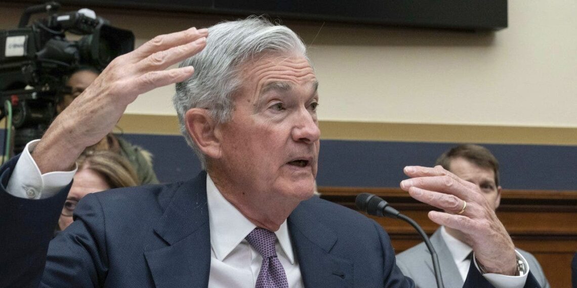 Las acciones caen cuando Powell de la Fed confirma más aumentos de tasas este año