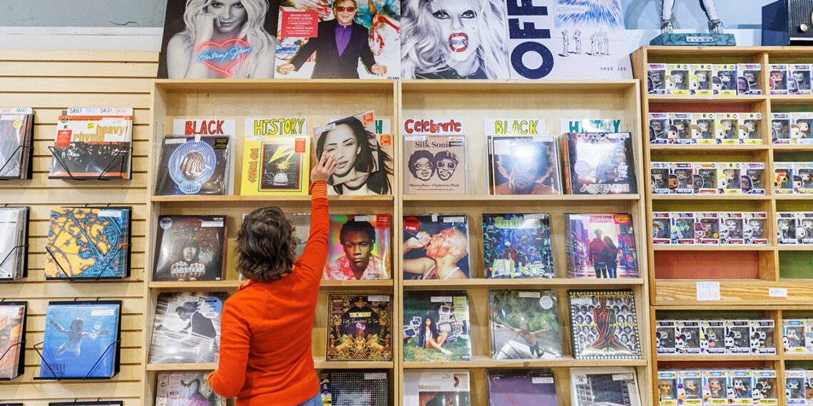 Las ventas minoristas aumentan nuevamente en mayo con la inflación mostrando signos de enfriamiento