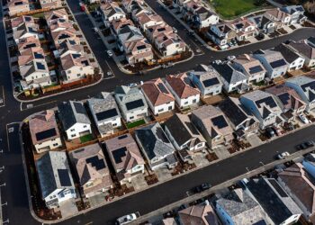 La asequibilidad de la vivienda cae al nivel más bajo desde 2007 a medida que aumentan los precios