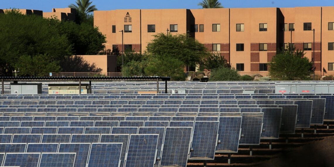 El Departamento de Comercio de EE.UU. impone aranceles a las empresas solares por eludir los aranceles de China