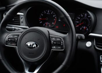 Kia anuncia retirada tras detectar un problema que podría atrapar a personas dentro de su vehículo