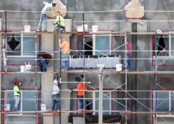 La economía estadounidense añade 187.000 puestos de trabajo en agosto a medida que la tasa de desempleo aumenta inesperadamente