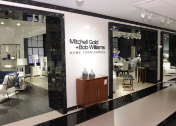 Persianas icónicas de fabricantes de muebles de Carolina del Norte que dejan más preguntas que respuestas