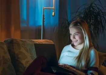 Los 5 beneficios de las bombillas inteligentes