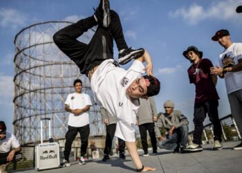 Explorando la historia y evolución de la cultura hip-hop en español