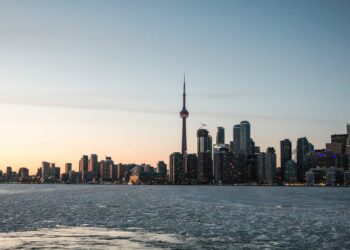 Guía Definitiva: Cuánto Dinero Necesito para un Viaje Turístico a Canadá