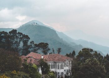 Guía Completa: Cuánto Dinero Necesito para Comprar una Casa Infonavit