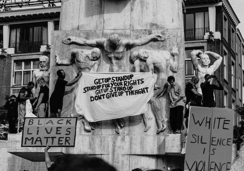 Descubre las Opiniones y Valoraciones Reales sobre el Curso CIE: Una Guía Completa
