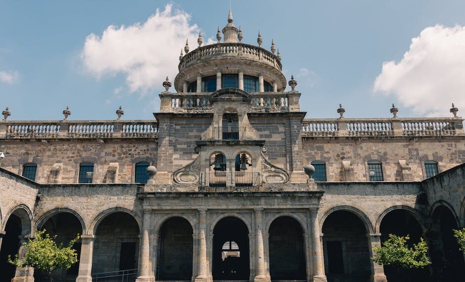 Guía Completa: Cuánto Dinero Necesito para Vivir en Guadalajara – Costos y Consideraciones