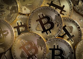 ¿Cuánto costaba un Bitcoin cuándo salió al mercado?