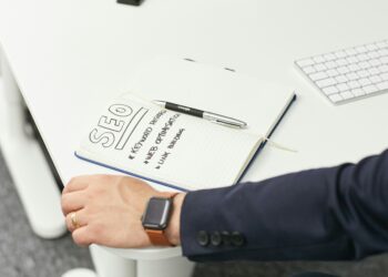 ¿Cómo Integrar SEO y Email Marketing para Maximizar el Alcance y la Conversión?