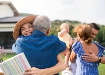 ¿Cómo fortalecer los lazos familiares mediante la intervención sistémica?