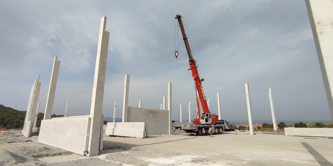 Construcción industrial y logística: Claves para el desarrollo de naves comerciales y de almacenamiento