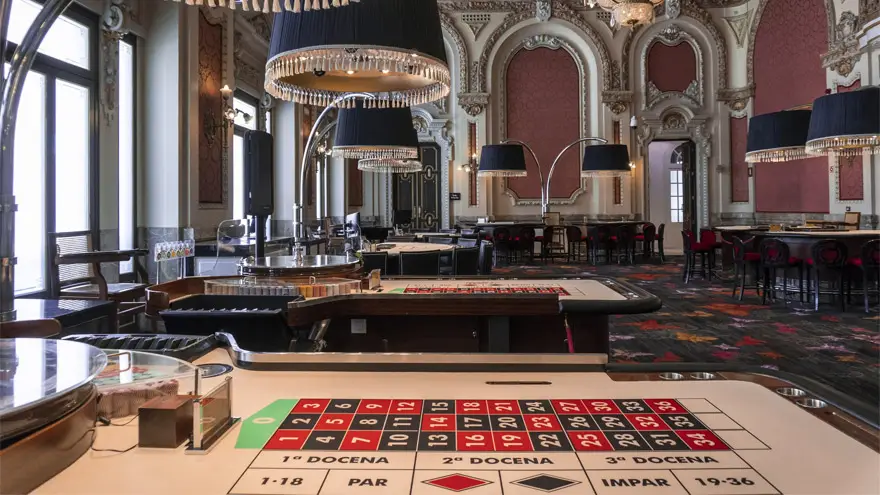 Cómo se diseñan los casinos para mantenerte enganchado