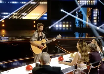 Hito en ‘Got Talent’_ Sebas Guillem hace historia con un doble Pase de Oro de la mano de Santi Millán