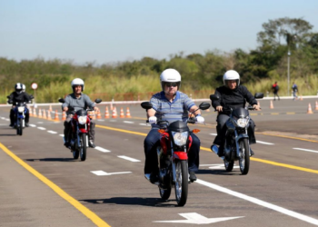Los secretos del examen de pista del A2: ¿cómo dominar las pruebas sin caer en los nervios?